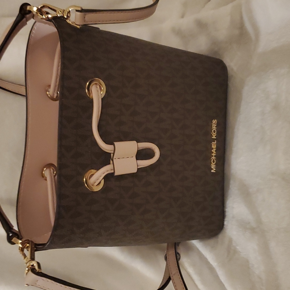 Womens hand bag